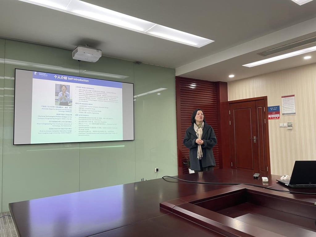 (图)宁波诺丁汉大学孙煦教授来访并作《智慧交通人机交互研究》前沿报告-图1
