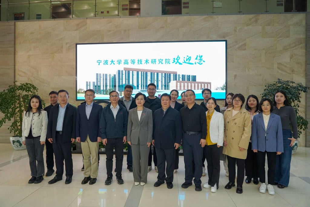 (图)科技部人才中心副主任徐辉一行来我室参观指导-图3