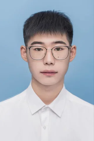 卓昊楠