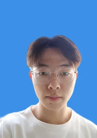 王蔚