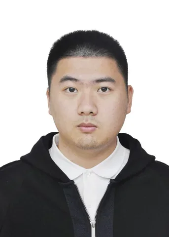 黄新翔